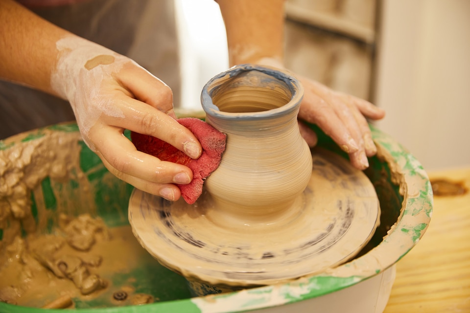 online pottery class
