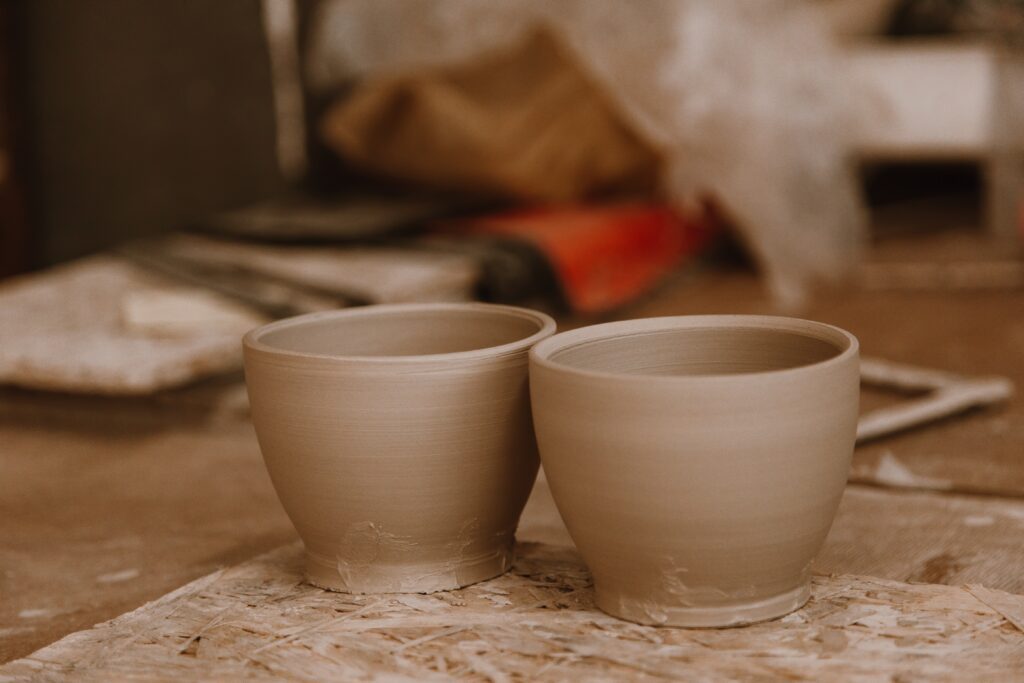 can air dry clay be used on a pottery wheel